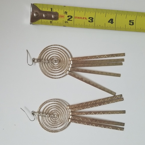 Dangly Earrings - Picture 3 of 3